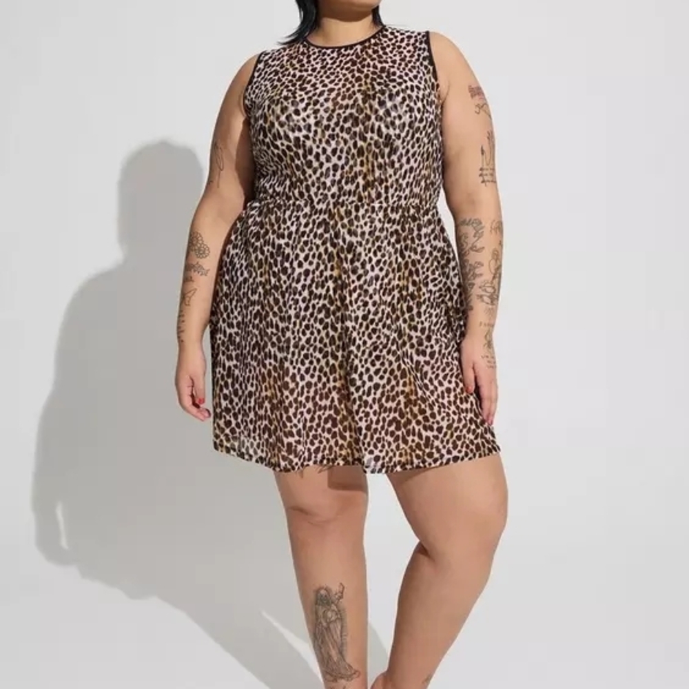 NWT Underwire Long Mesh Overlay Swim Dress With Brief -- Cheetah Tan Size 38D/DD - Picture 2 of 8